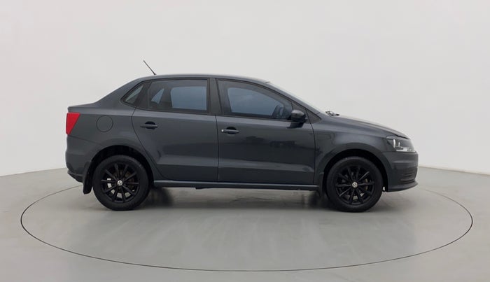 2019 Volkswagen Ameo COMFORTLINE 1.0, Petrol, Manual, 65,498 km, Right Side View