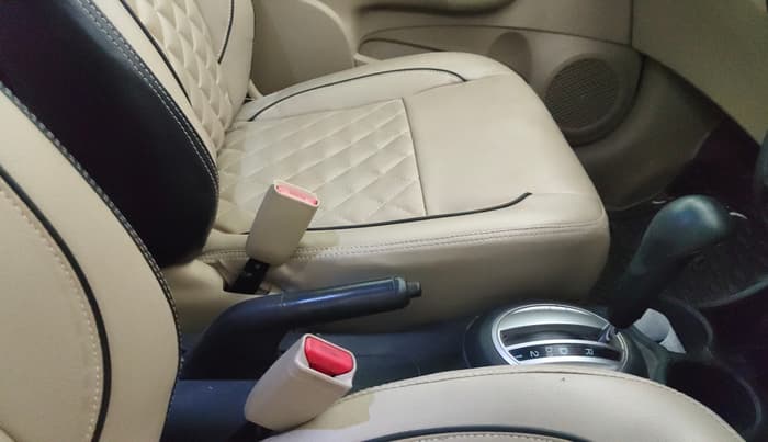 2013 Honda Brio VX AT, Petrol, Automatic, 43,331 km, Gear Lever