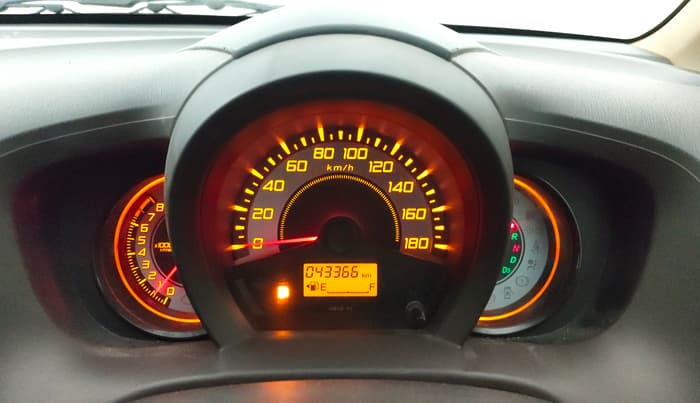 2013 Honda Brio VX AT, Petrol, Automatic, 43,331 km, Odometer Image