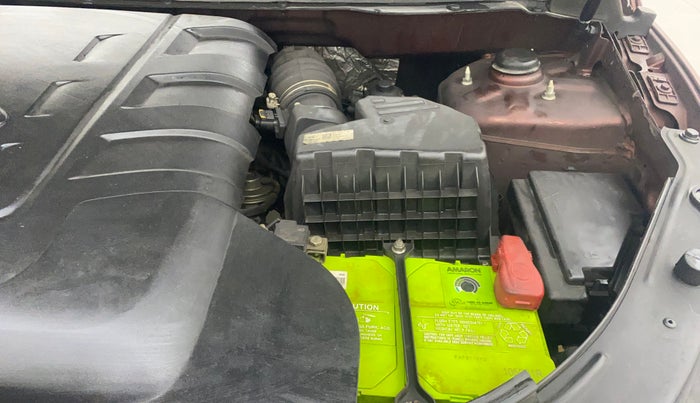 2018 Mahindra XUV500 W11, Diesel, Manual, 52,365 km, Engine View - Left