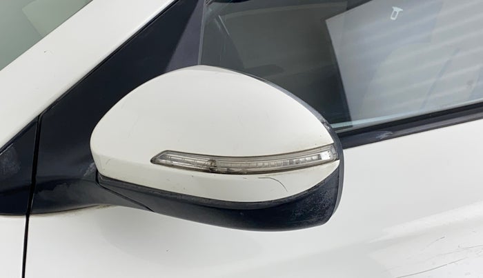 2016 Hyundai Elite i20 SPORTZ 1.2, Petrol, Manual, 57,057 km, Left rear-view mirror - Indicator light has minor damage