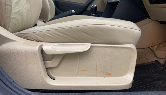2019 Volkswagen Ameo HIGHLINE PLUS 1.0L 16 ALLOY, Petrol, Manual, 94,240 km, Driver Side Adjustment Panel