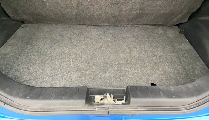 2019 Maruti Alto LXI, Petrol, Manual, 56,205 km, Boot Inside