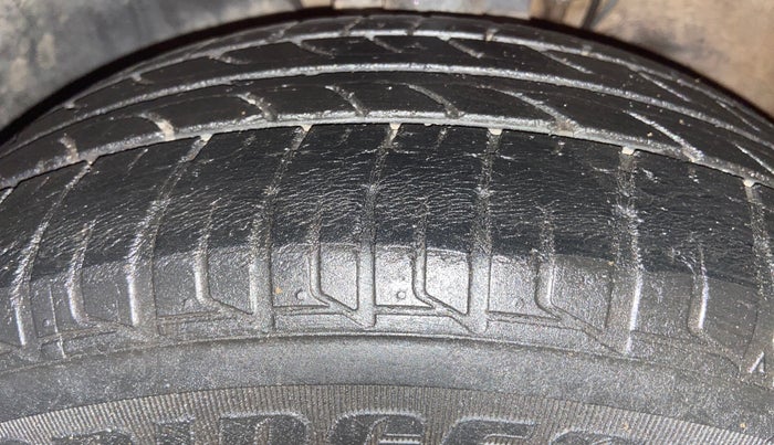 2017 Volkswagen Ameo HIGHLINE PLUS 1.5L 16 ALLOY, Diesel, Manual, 92,446 km, Left Front Tyre Tread