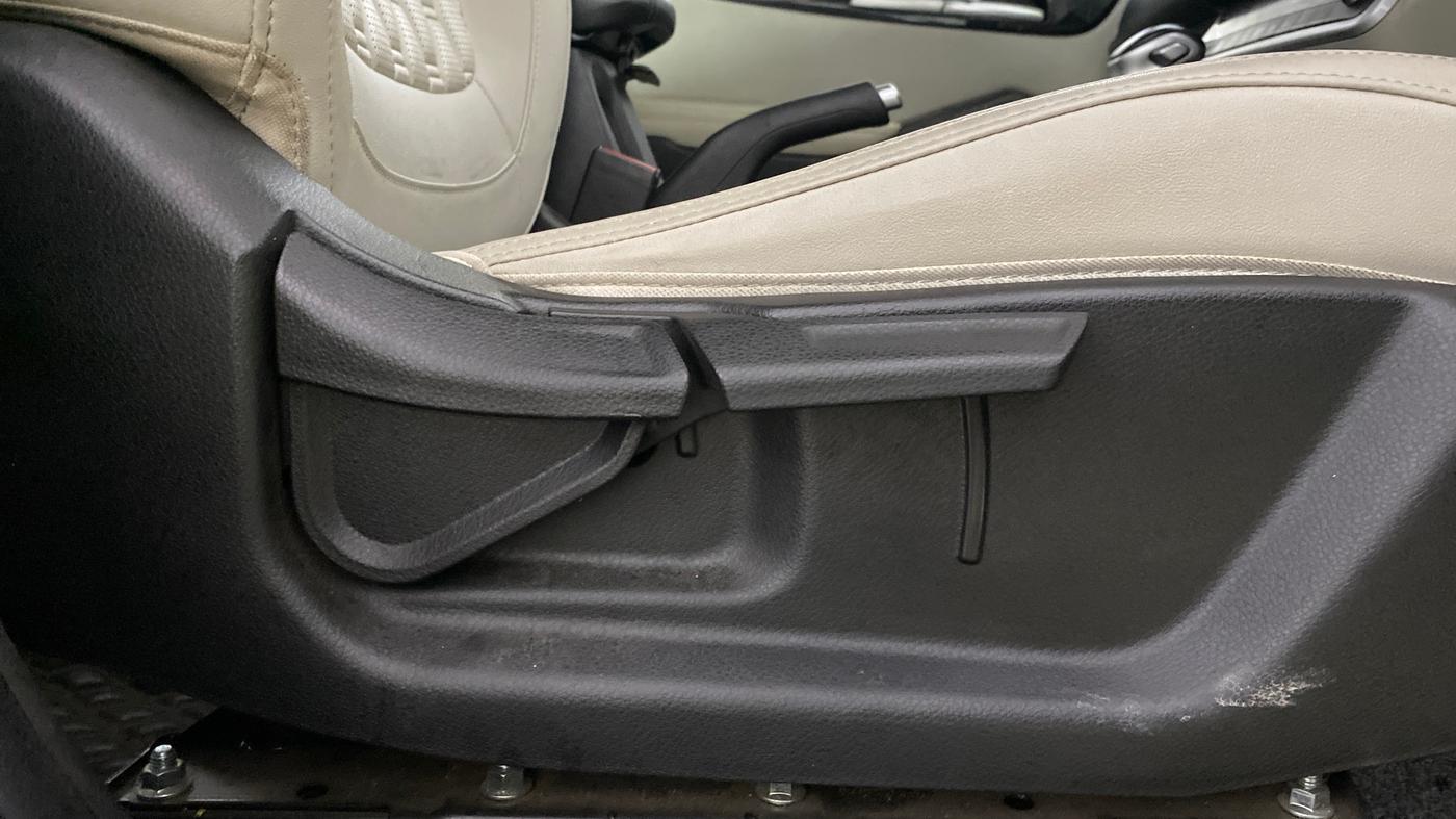 2021 KIA SELTOS HTX IVT 1.5 PETROL, Petrol, Automatic, 32,717 km, Driver Side Adjustment Panel