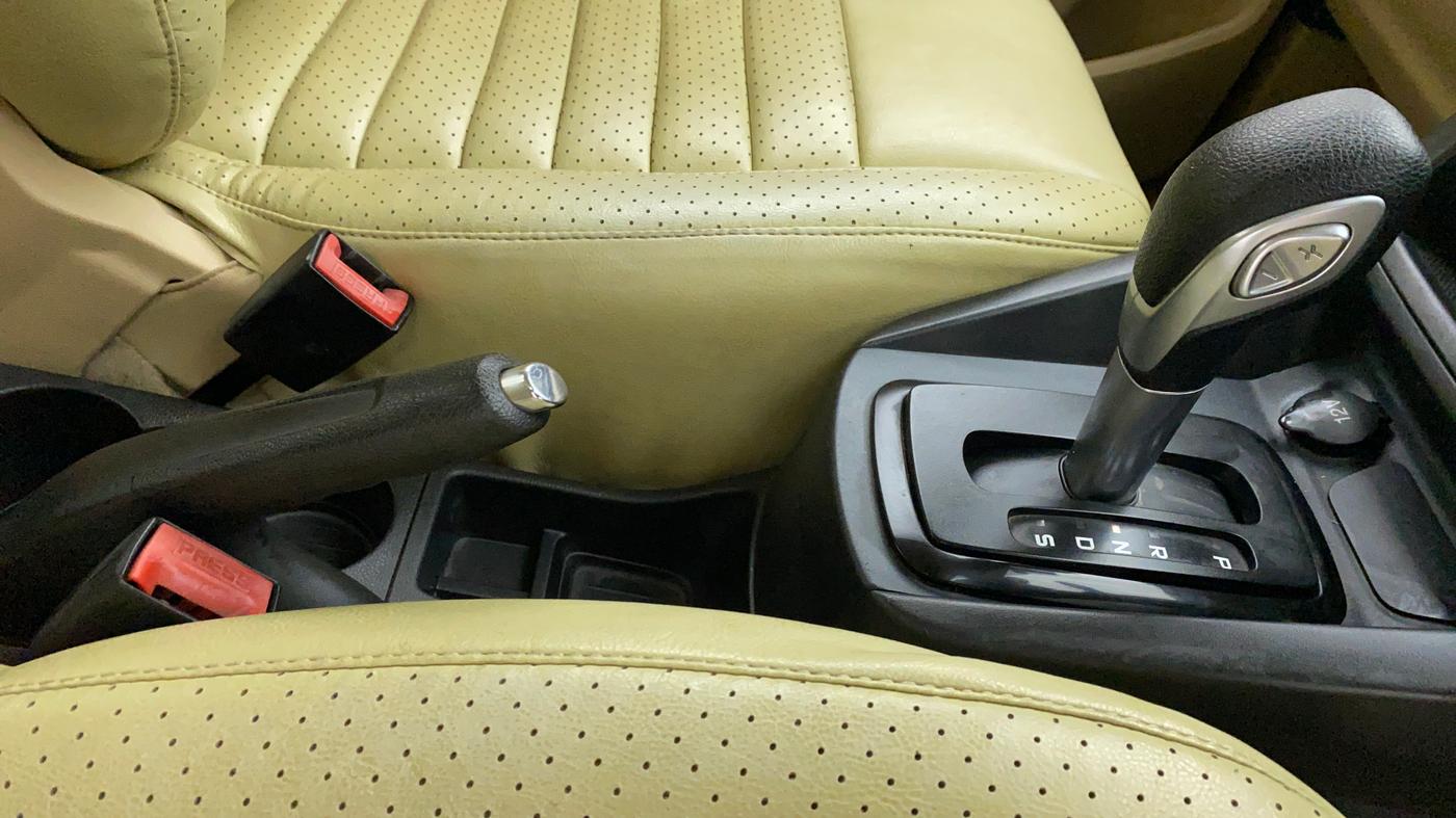 2015 Ford Figo Aspire 1.5 TITANIUM AT PETROL, Petrol, Automatic, 41,671 km, Gear Lever
