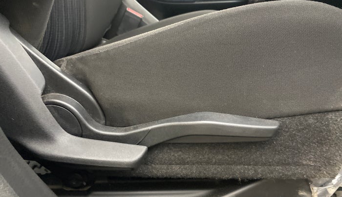 2022 Maruti Baleno ZETA PETROL 1.2, Petrol, Manual, 39,435 km, Driver Side Adjustment Panel