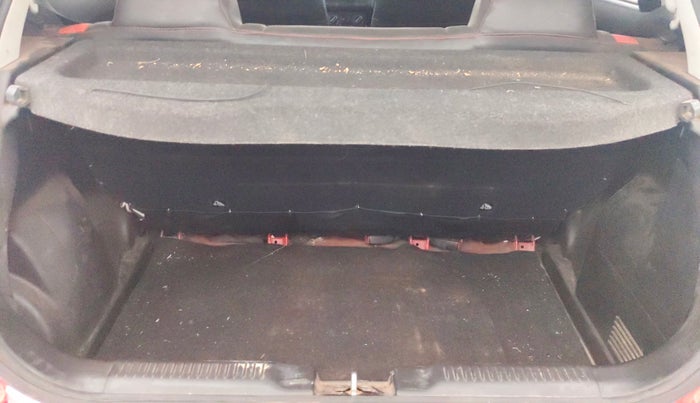 2023 Maruti Swift VXI, Petrol, Manual, 29,928 km, Boot Inside