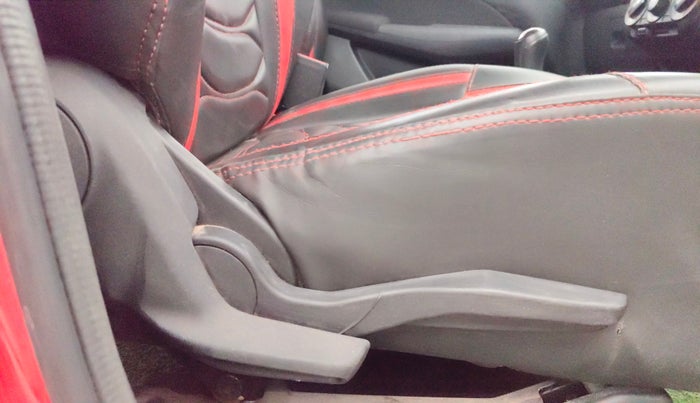 2023 Maruti Swift VXI, Petrol, Manual, 29,928 km, Driver Side Adjustment Panel