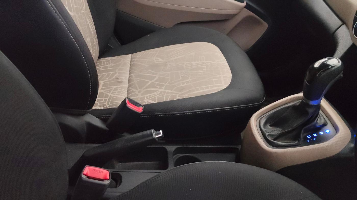 2016 Hyundai Grand i10 ASTA (O) AT 1.2 KAPPA VTVT, Petrol, Automatic, 48,216 km, Gear Lever