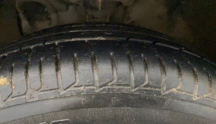 2018 Hyundai Elite i20 ASTA 1.2, Petrol, Manual, 68,370 km, Left Front Tyre Tread