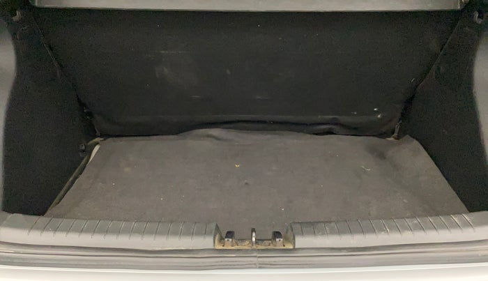 2018 Hyundai Elite i20 ASTA 1.2, Petrol, Manual, 68,370 km, Boot Inside