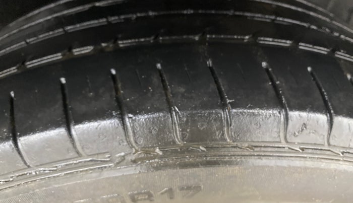 2020 MG HECTOR SHARP 1.5 DCT PETROL, Petrol, Automatic, 59,195 km, Left Rear Tyre Tread