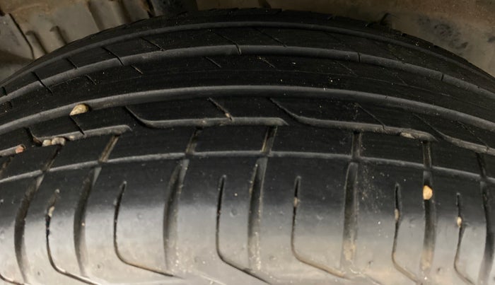 2021 Tata NEXON XM SUNROOF 1.2 RTN, Petrol, Manual, 19,881 km, Right Rear Tyre Tread