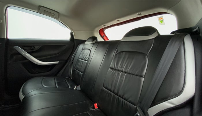 2021 Tata NEXON XM SUNROOF 1.2 RTN, Petrol, Manual, 19,881 km, Right Side Rear Door Cabin