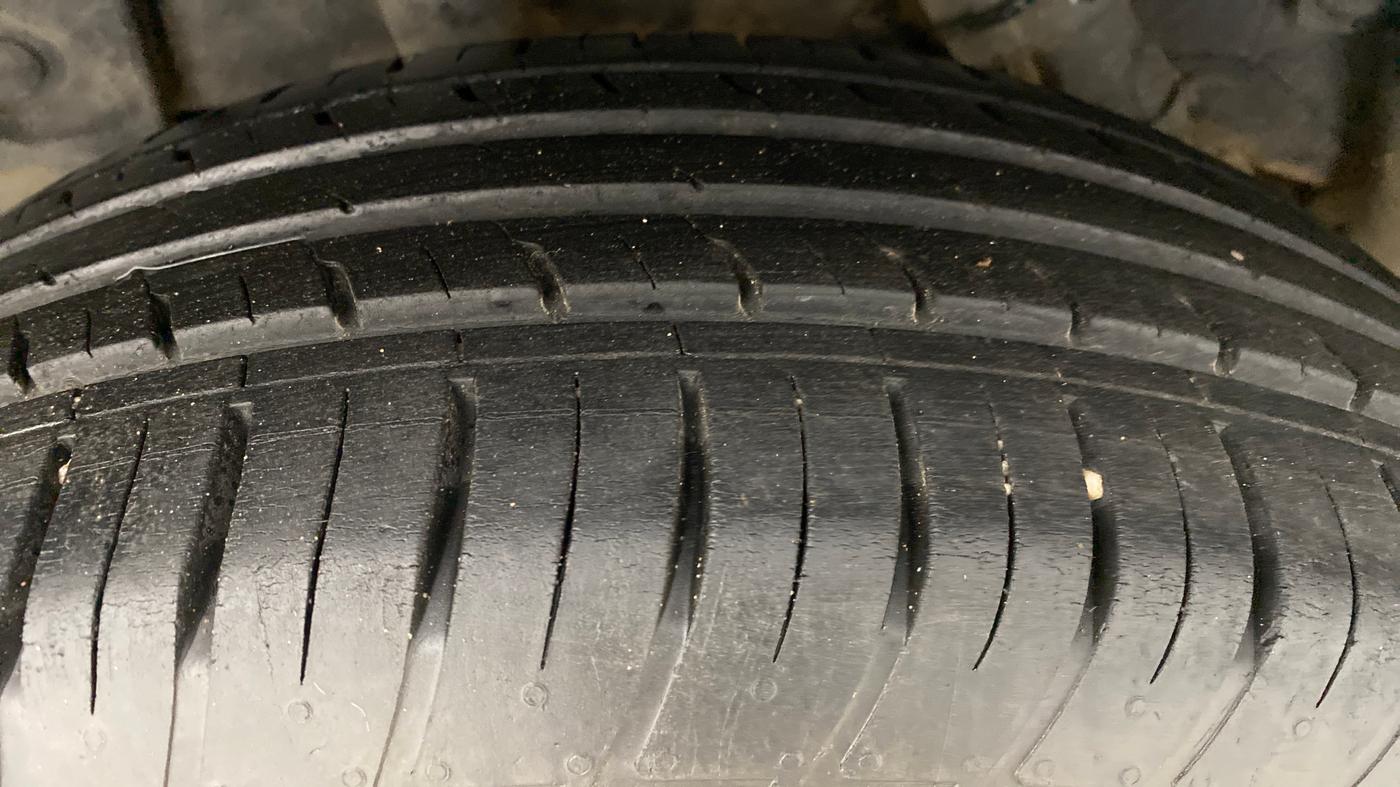 2019 Renault Duster RXS 85 PS, Diesel, Manual, 17,501 km, Right Rear Tyre Tread