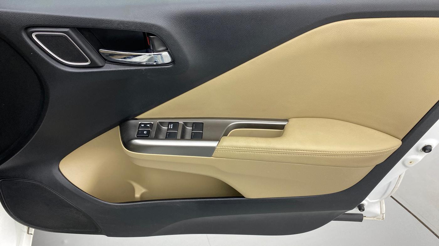 2018 Honda City 1.5L I-VTEC ZX CVT ANNIVERSARY EDITION, Petrol, Automatic, 38,054 km, Driver Side Door Panels Control