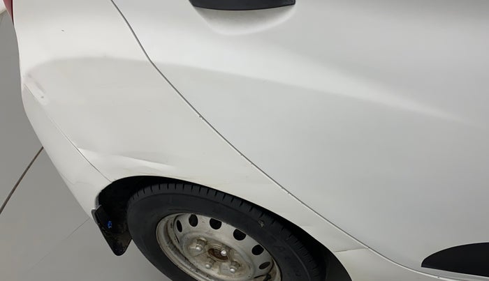 2016 Hyundai Eon ERA +, Petrol, Manual, 79,395 km, Right quarter panel - Minor scratches