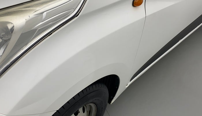 2016 Hyundai Eon ERA +, Petrol, Manual, 79,395 km, Left fender - Minor scratches