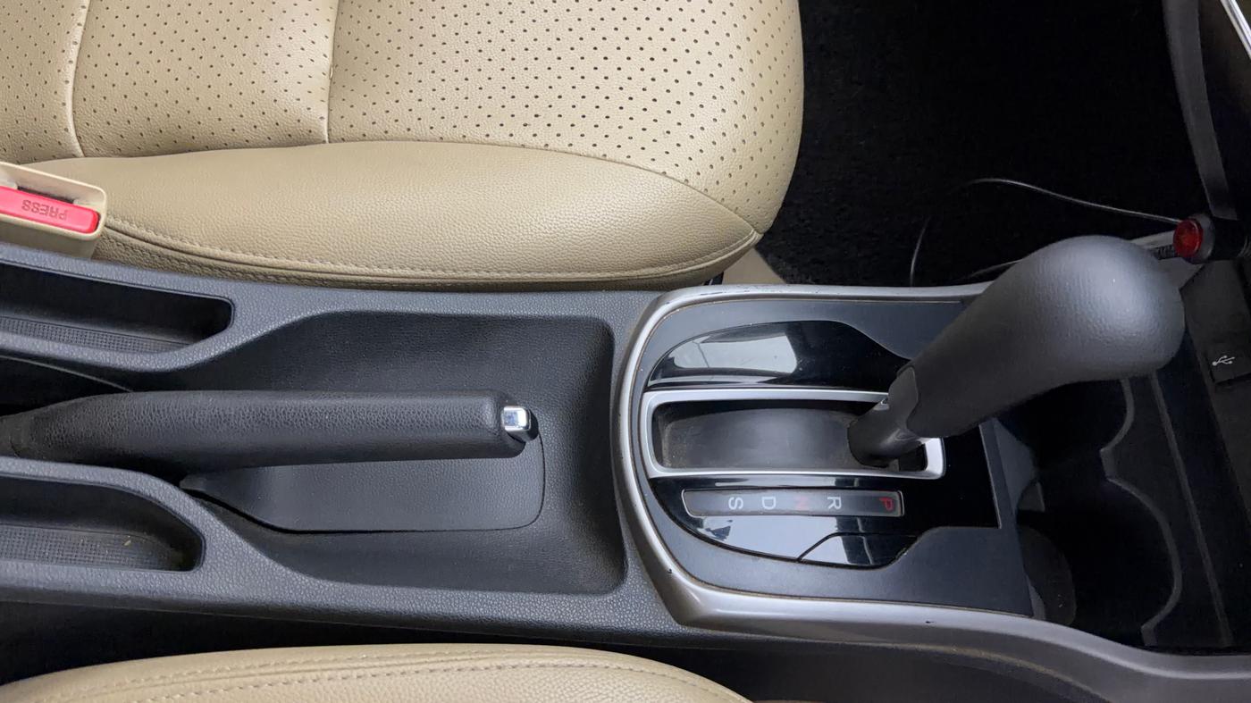 2018 Honda City 1.5L I-VTE V CVT, Petrol, Automatic, 58,639 km, Gear Lever