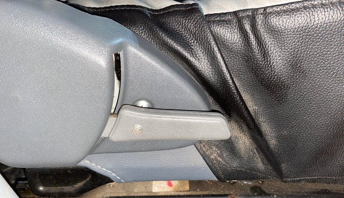 2014 Maruti Alto 800 LXI, Petrol, Manual, 5,916 km, Driver Side Adjustment Panel