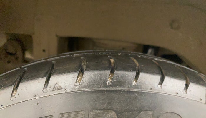 2018 Maruti Alto 800 LXI CNG, CNG, Manual, 59,559 km, Right Rear Tyre Tread