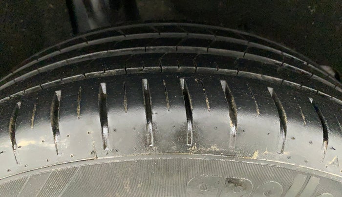 2021 Maruti Baleno ZETA PETROL 1.2, Petrol, Manual, 12,534 km, Right Rear Tyre Tread