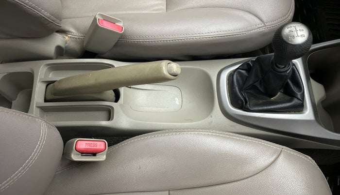 2010 Honda City 1.5L I-VTEC E MT, Petrol, Manual, 73,789 km, Gear Lever