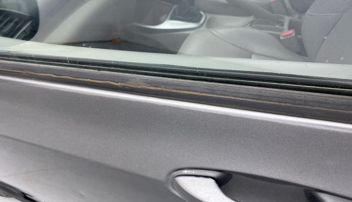 2010 Honda City 1.5L I-VTEC E MT, Petrol, Manual, 73,789 km, Front passenger door - Weather strip has minor damage