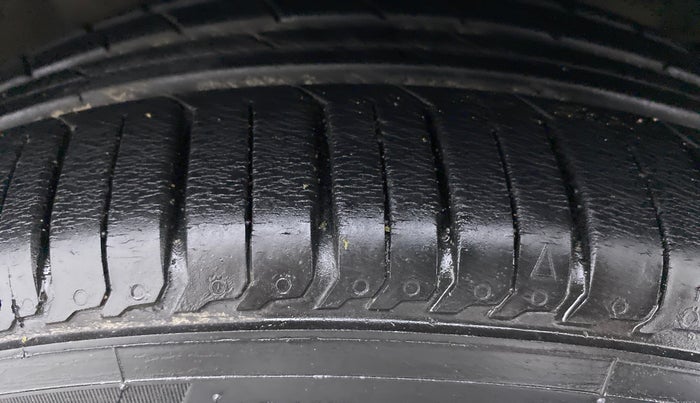 2010 Honda City 1.5L I-VTEC E MT, Petrol, Manual, 73,789 km, Right Front Tyre Tread