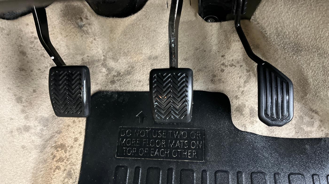 2020 Toyota YARIS G MT, Petrol, Manual, 37,332 km, Pedals