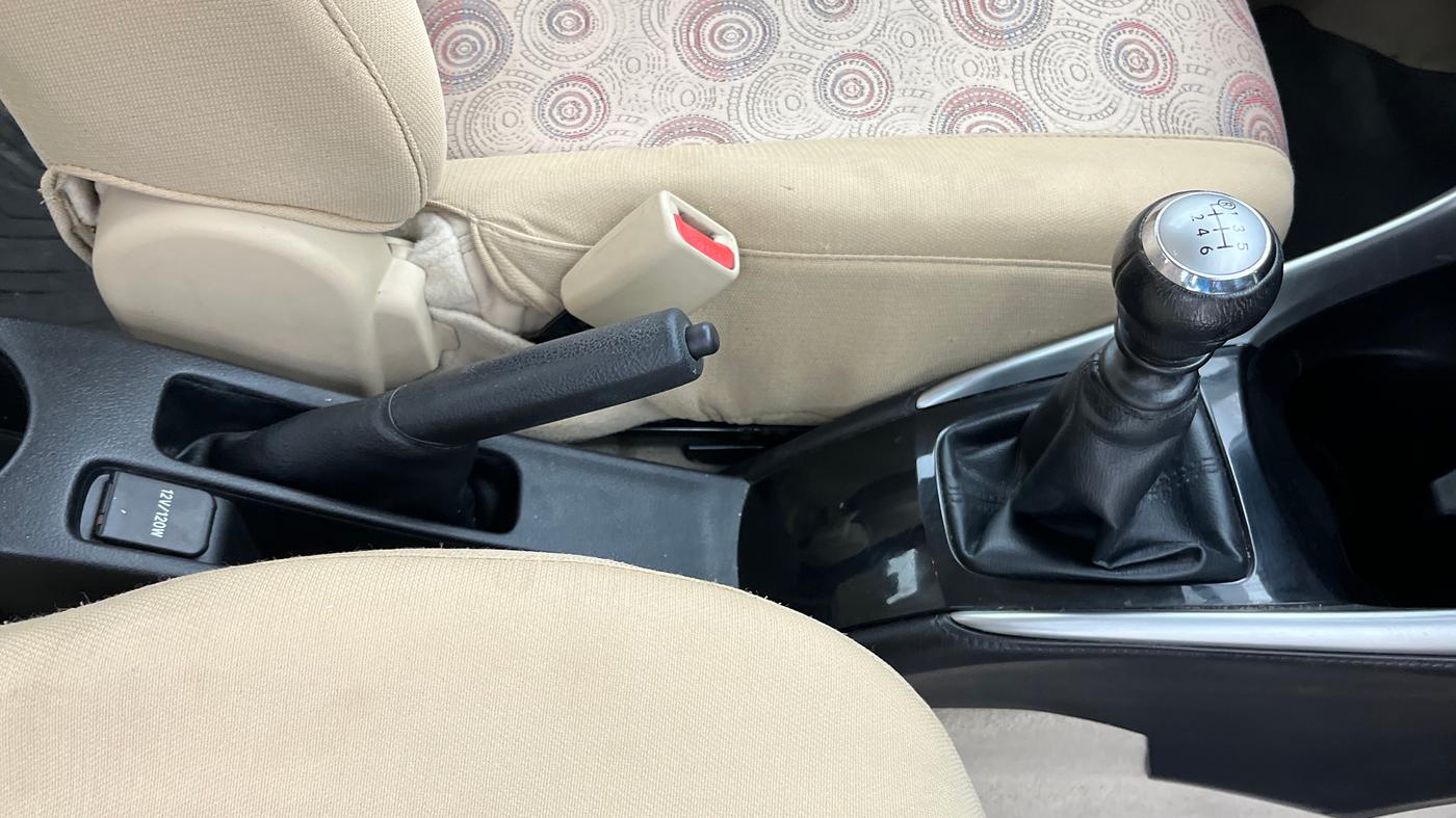 2020 Toyota YARIS G MT, Petrol, Manual, 37,332 km, Gear Lever