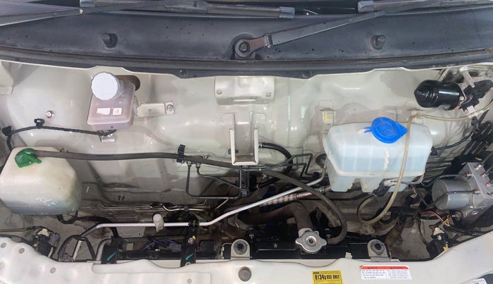 2022 Maruti Eeco 5 STR AC CNG (O), CNG, Manual, 52,043 km, Engine View
