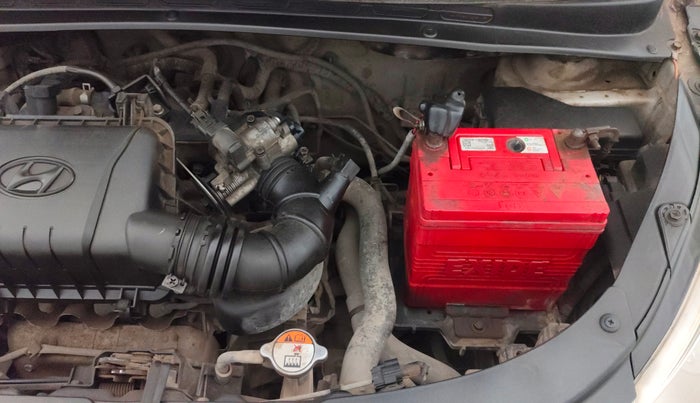 2015 Hyundai i10 SPORTZ 1.1, Petrol, Manual, 46,442 km, Engine View - Left