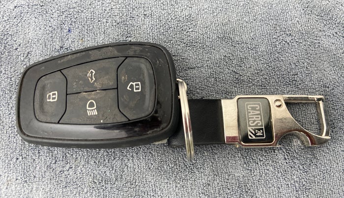 2021 Tata NEXON XZA + 1.2 PETROL A/T, Petrol, Automatic, 12,654 km, Key Close Up