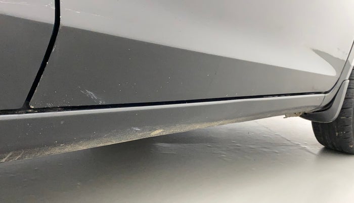 2012 Honda Brio S MT, Petrol, Manual, 82,846 km, Right running board - Slightly dented