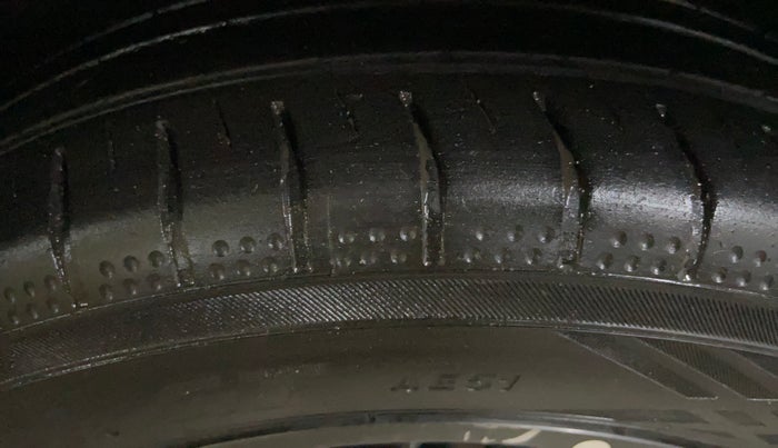 2019 Hyundai Elite i20 SPORTZ PLUS  1.2 CVT, CNG, Automatic, 78,285 km, Right Front Tyre Tread