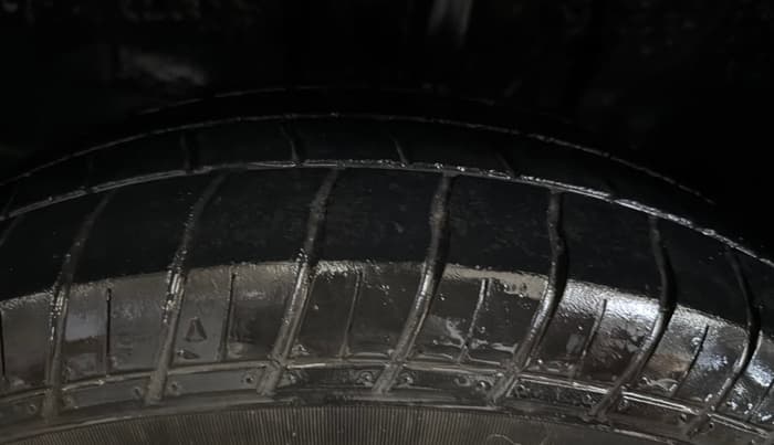 2022 Tata PUNCH ACCOMPLISHED MT, Petrol, Manual, 87,363 km, Left Front Tyre Tread