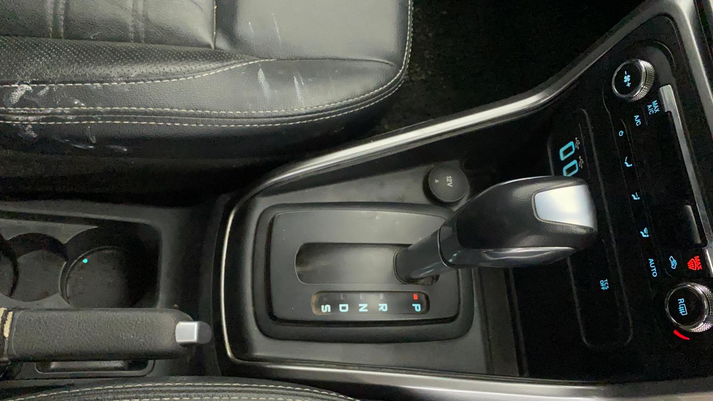 2019 Ford Ecosport TITANIUM + 1.5L PETROL AT, Petrol, Automatic, 73,207 km, Gear Lever