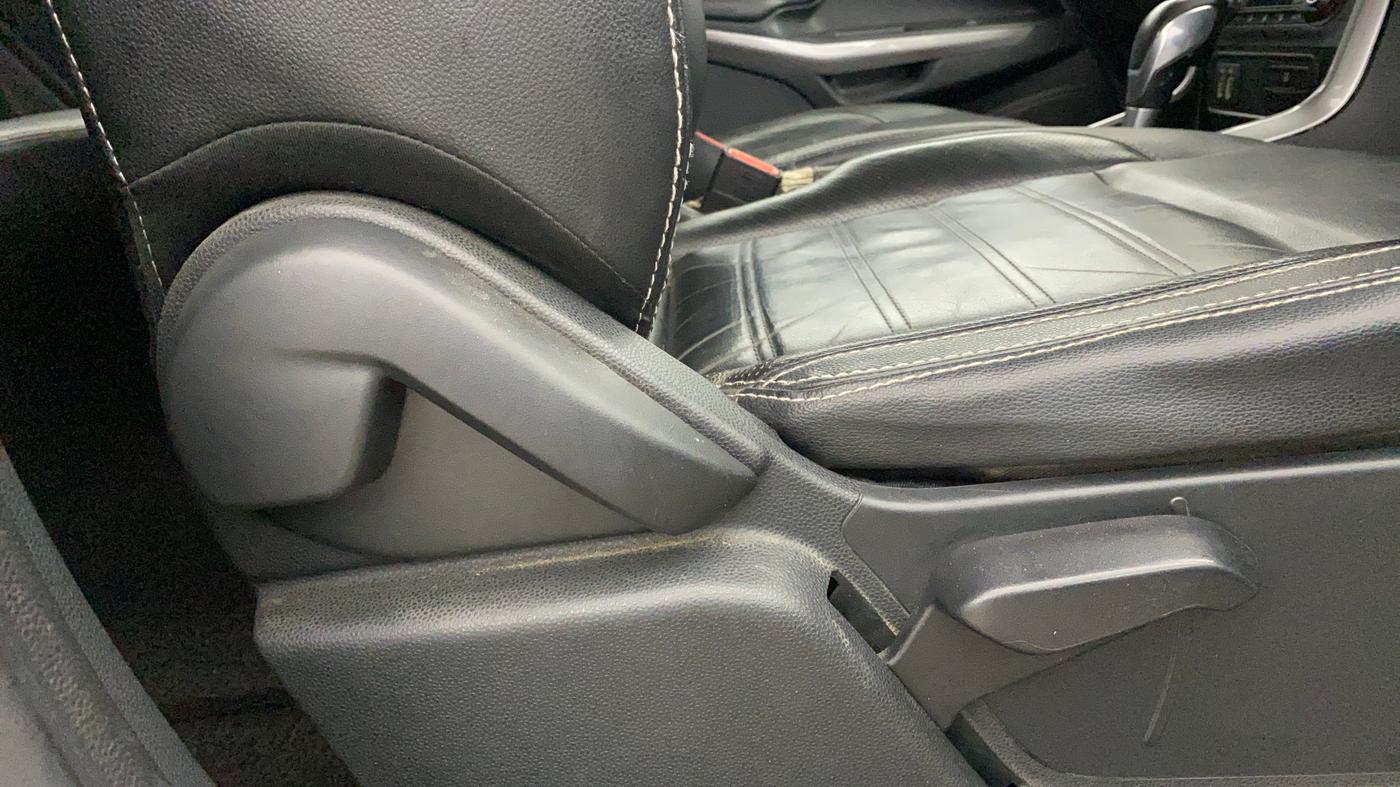 2019 Ford Ecosport TITANIUM + 1.5L PETROL AT, Petrol, Automatic, 73,207 km, Driver Side Adjustment Panel