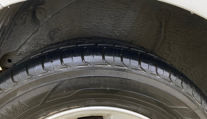 2014 Hyundai i20 SPORTZ 1.2, Petrol, Manual, 98,148 km, Right Rear Tyre Tread