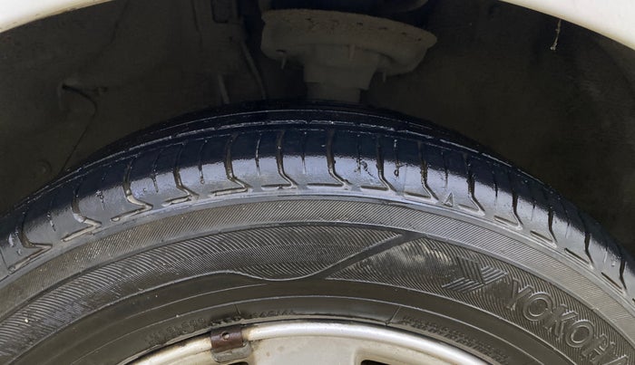 2014 Hyundai i20 SPORTZ 1.2, Petrol, Manual, 98,148 km, Left Front Tyre Tread