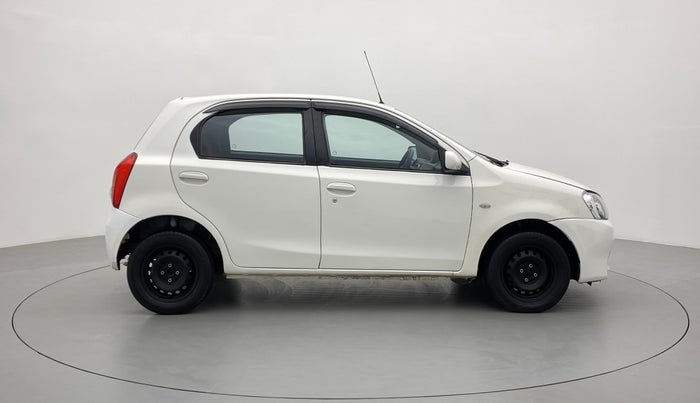 2012 Toyota Etios Liva GD, Diesel, Manual, 1,40,512 km, Right Side