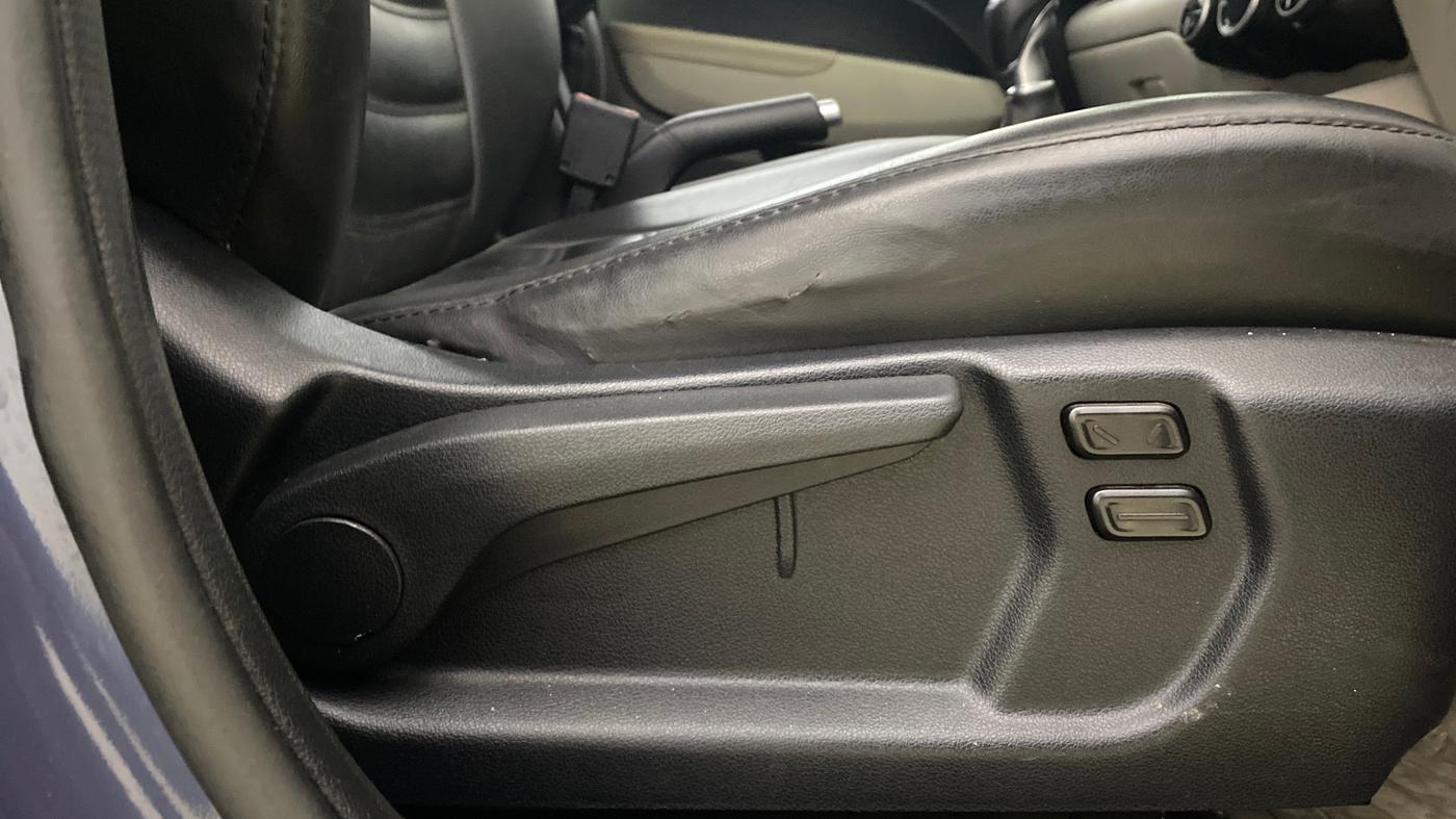 2022 Hyundai VENUE SX 1.0 (O) TURBO IMT, Petrol, Manual, 39,224 km, Driver Side Adjustment Panel