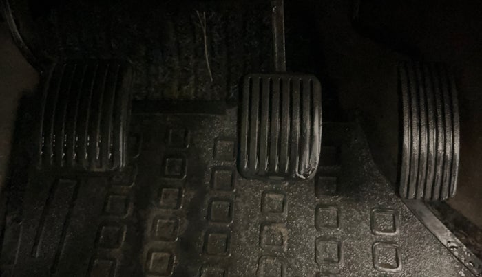 2014 Hyundai i10 MAGNA 1.1, Petrol, Manual, 49,678 km, Pedals