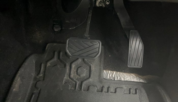 2024 Maruti Alto K10 VXi Plus (O) AGS, Petrol, Automatic, 929 km, Pedals