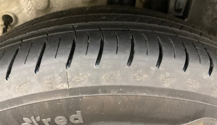 2016 Toyota Etios VX, Petrol, Manual, 90,212 km, Left Rear Tyre Tread