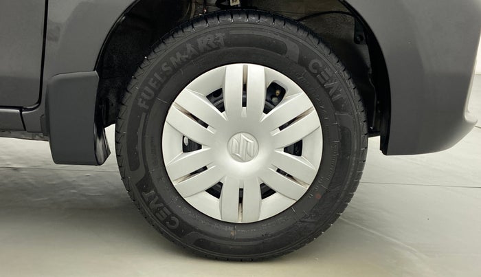 2021 Maruti Alto VXI, Petrol, Manual, 1,953 km, Right Front Wheel