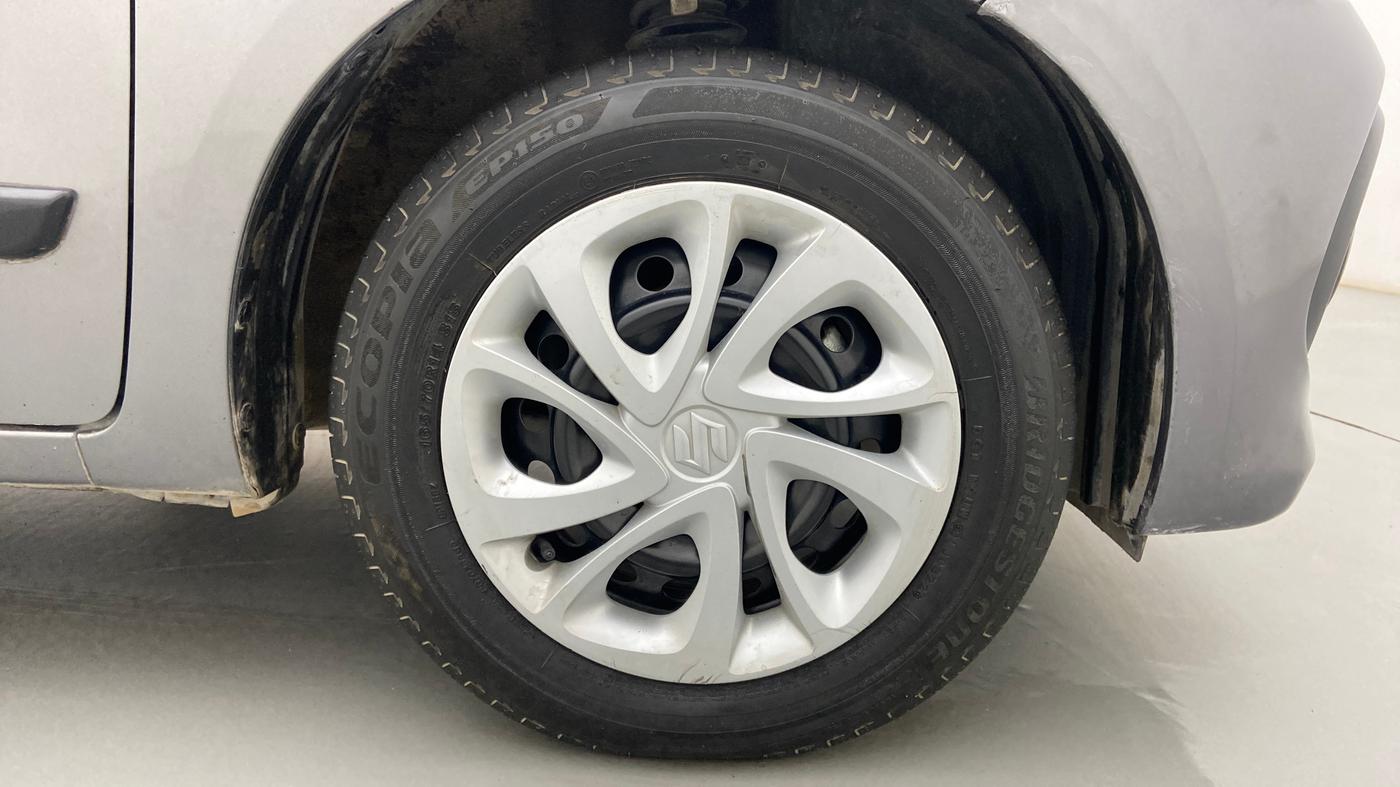 2022 Maruti Celerio VXI AMT, Petrol, Automatic, 16,350 km, Right Front Wheel