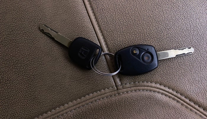 2015 Honda Amaze 1.5L I-DTEC S, Diesel, Manual, 92,091 km, Key Close Up